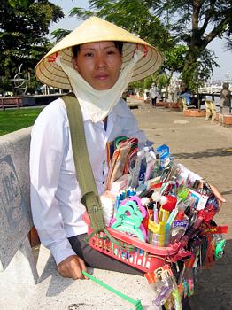 Vietnam Saigon Straßenverkäuferin