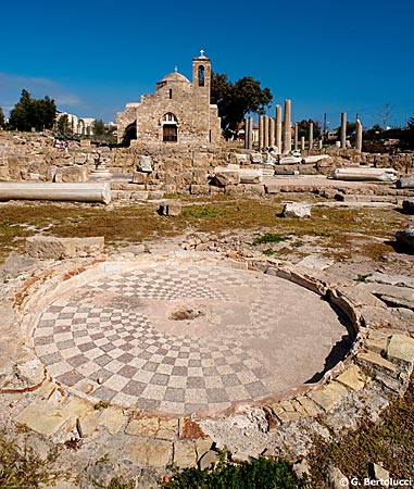 Zypern - Pafos - Bodenmosaik an der Westseite der Kirche Agia Kyriaki